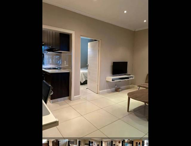 1 BEDROOM APARTMENT FOR SALE IN ESSENWOOD